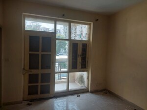 Room in 2 BHK Apartment at OP Floridaa, Sector 82 – for Sale