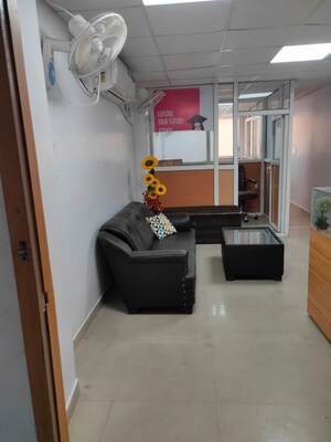  Office Space For Rent in Fraser Road Area