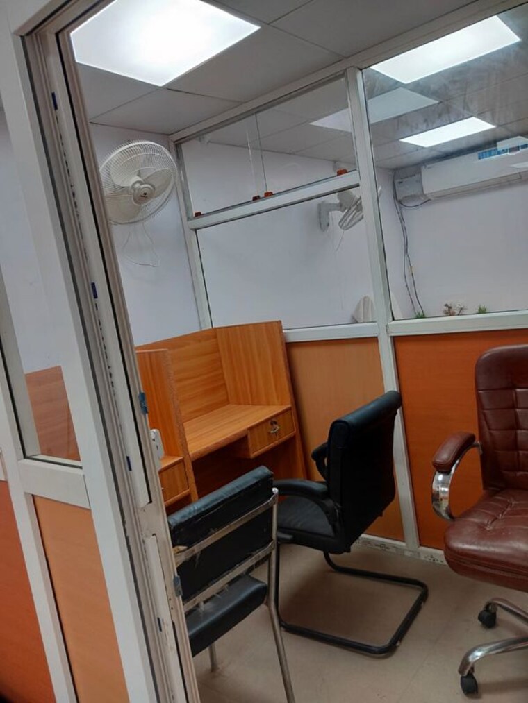 Team Area, fraser road area Commercial Office Space 555 Sq.Ft. In Fraser Road Area Patna 10346361
