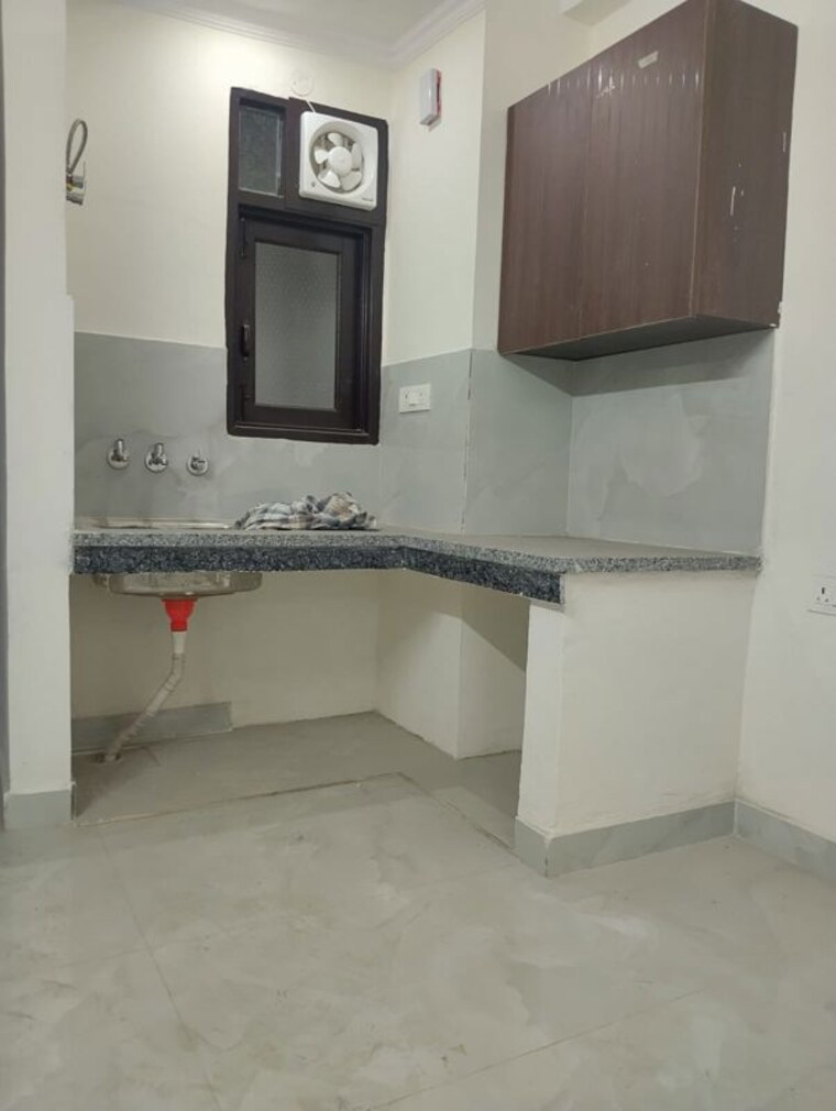 Bathroom, neb sarai 1 Bedroom 450 Sq.Ft. Builder Floor In Neb Sarai Delhi 10347763