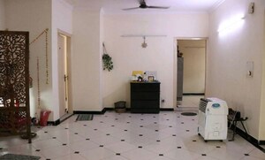 Bedroom in 3 BHK Builder Floor at Signature Global City 92, Sector 92 – for Sale