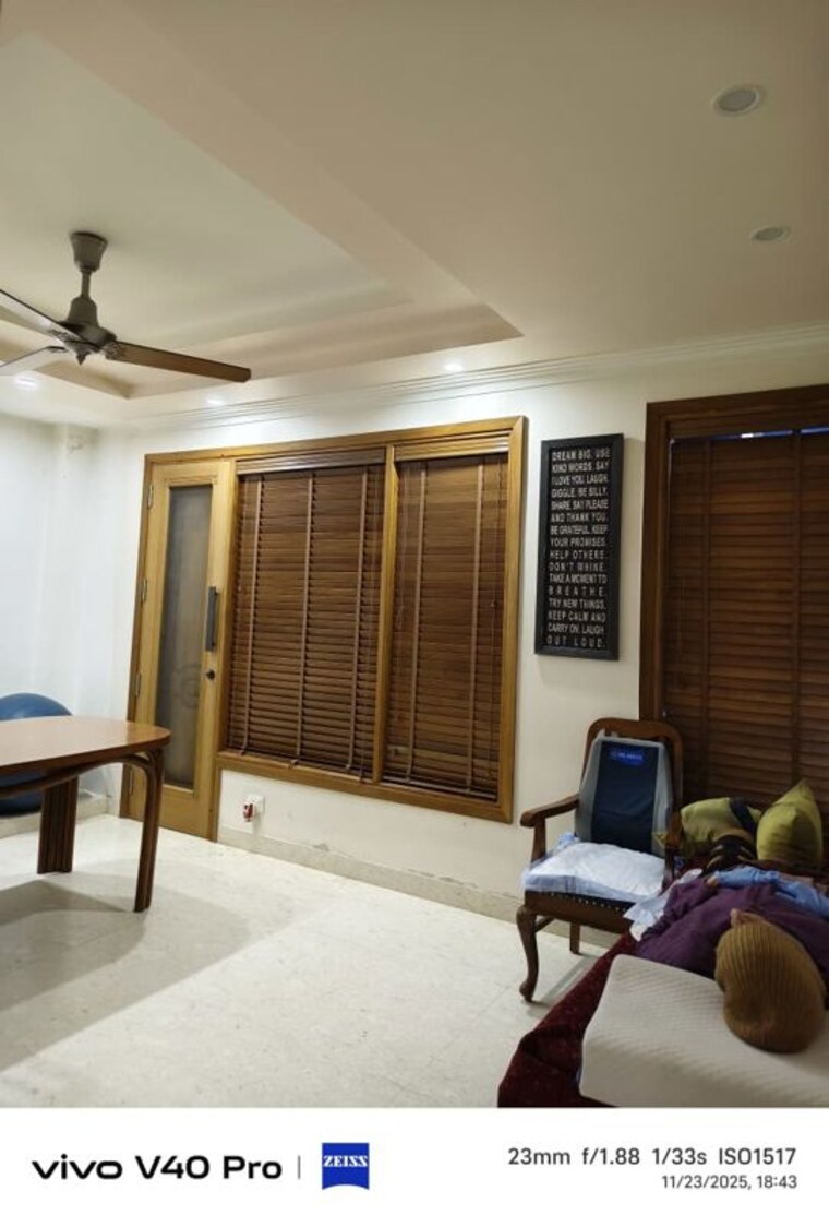 Living Room, greater kailash ii 4 Bedroom 300 Sq.Yd. Builder Floor In Greater Kailash ii Delhi 10347826