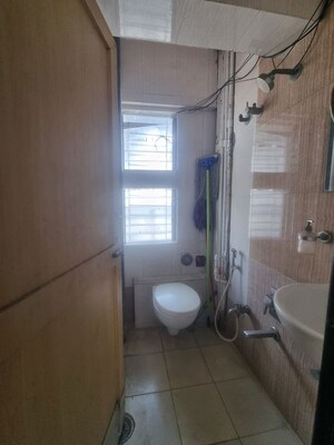 Bathroom in 4 BHK Apartment at Dreams Tower, Kharghar – for Rent