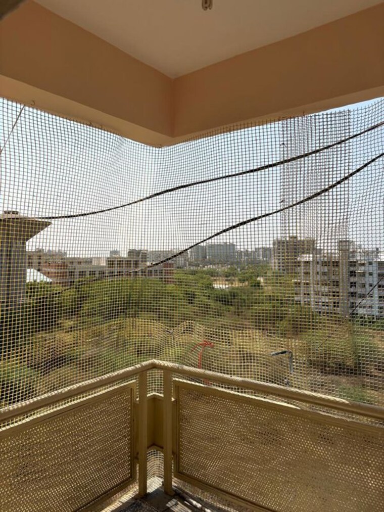Balcony, chandkheda 3 Bedroom 220 Sq.Yd. Apartment In Chandkheda Ahmedabad 10347835