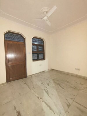 Room in 2 BHK Independent House at Palam Vihar Residents Association, Palam Vihar – for Rent