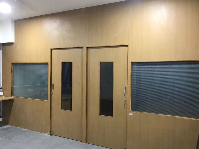 Room, gota Commercial Office Space 750 Sq.Ft. In Gota Ahmedabad 10347876