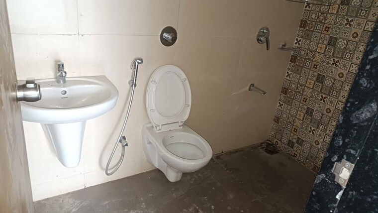 Bathroom, ravima-newton-homes 2 Bedroom 940 Sq.Ft. Apartment In Hadapsar Pune 10347871
