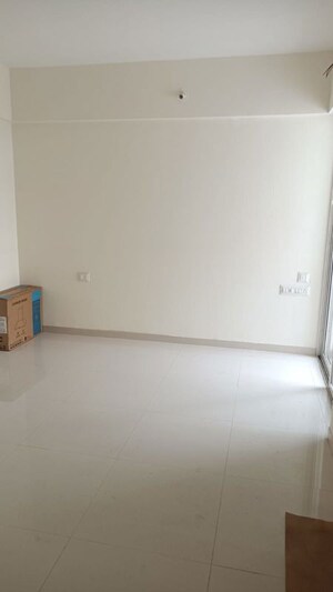 Room in 2 BHK Apartment at Ravima Newton Homes, Hadapsar – for Rent