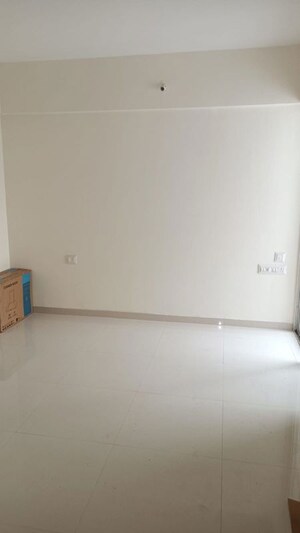 Room in 2 BHK Apartment at Ravima Newton Homes, Hadapsar – for Rent