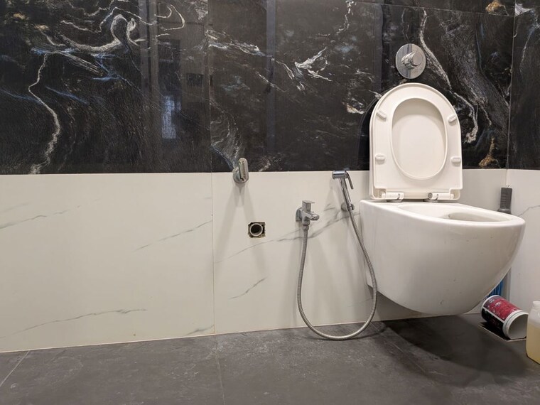 Washroom, panchvati-chs-powai 2 Bedroom 650 Sq.Ft. Apartment In Powai Mumbai 10347883