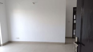 Room in 2 BHK Apartment at BPTP Park Grandeura, Sector 82 – for Sale