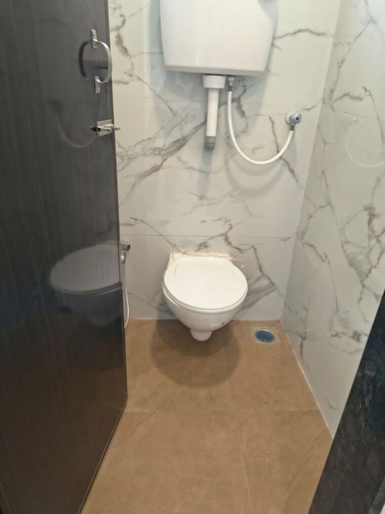 Bathroom, tejas-neelkamal 1 Bedroom 650 Sq.Ft. Apartment In Derivali Navi Mumbai 10347924