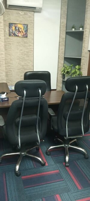 Team Area in  Office Space at Sector 16 – for Rent