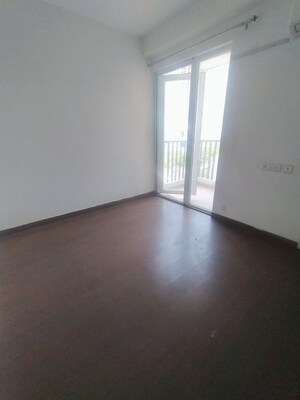 Room in 3 BHK Apartment at Mapsko Mount Ville, Sector 79 – for Rent