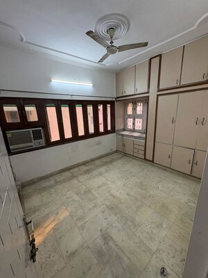 Master Bedroom in 3 BHK Builder Floor at Kalkaji – for Rent