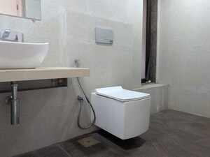 Attached Bathroom in 3 BHK Apartment at Kanakia Silicon Valley, Powai – for Rent