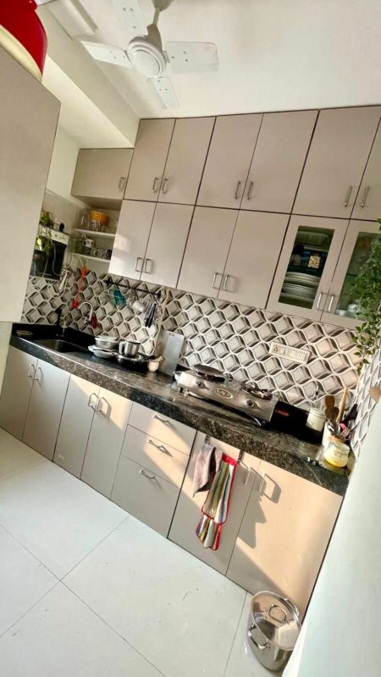 Kitchen, oshiwara 1 Bedroom 550 Sq.Ft. Apartment In Oshiwara Mumbai 10347980