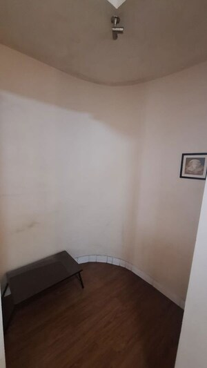 Room in 1 BHK Apartment at Landmark Garden, Kalyani Nagar – for Rent