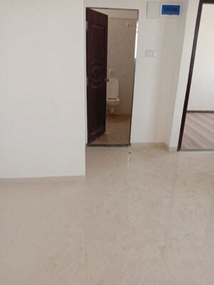 Room in 2 BHK Apartment at Indu Ganesh CHS, Sion – for Sale