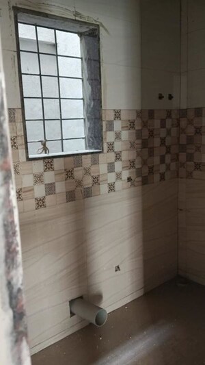 Bathroom in 3 BHK Apartment at Kala Nagar – for Rent