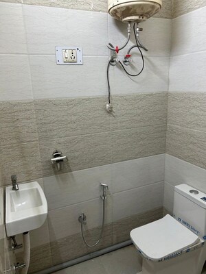 Bathroom in 1 BHK Builder Floor at Palam Vihar Residents Association, Palam Vihar – for Rent