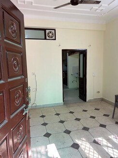 1 BHK + Pooja Room Builder Floor For Rent in Palam Vihar Residents Association