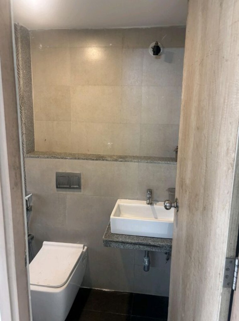 Bathroom, lodha-anjur-upper-thane 2 Bedroom 666 Sq.Ft. Apartment In Anjur Thane 10348033