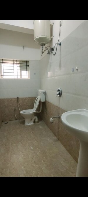 Bathroom in 1 BHK Builder Floor at Hsr Layout – for Rent