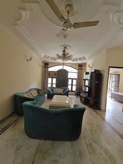 3 BHK Builder Floor For Rent in Ansal Sushant Lok I