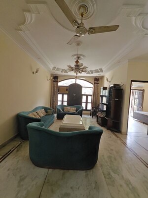 3 BHK Builder Floor For Rent in Ansal Sushant Lok I, Sector 43