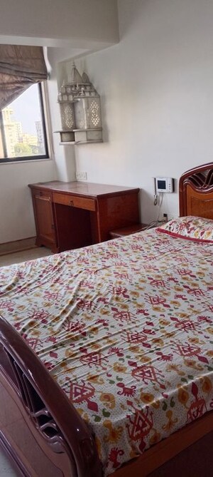 Bedroom in 3 BHK Apartment at Seven Bunglow – for Sale