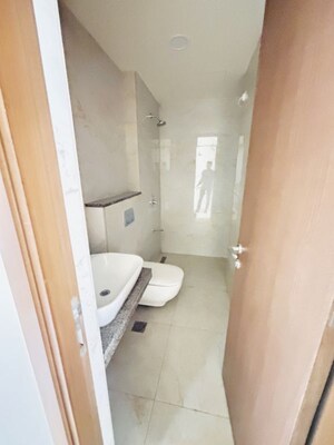 Bathroom in 5 BHK Apartment at Prestige Siesta, Mulund West – for Rent