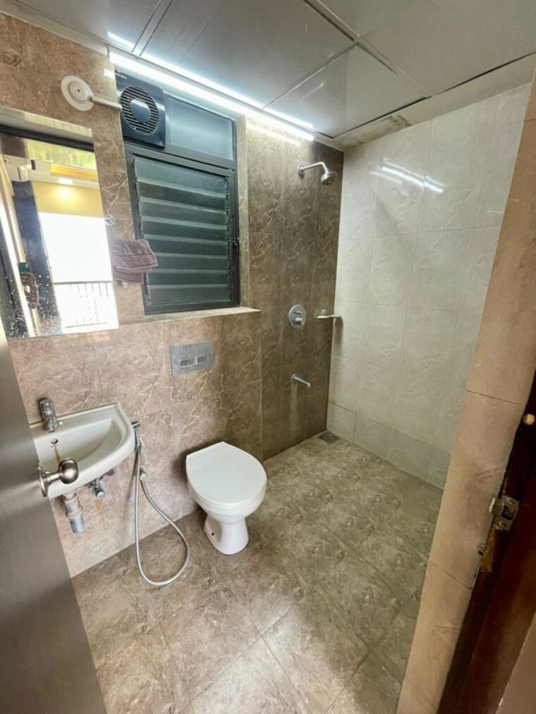 Bathroom, shapoorji-pallonji-joyville 2 Bedroom 650 Sq.Ft. Apartment In Virar West Palghar 10348053