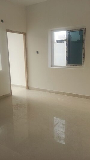 Room in 2 BHK Apartment at Neknampur – for Sale
