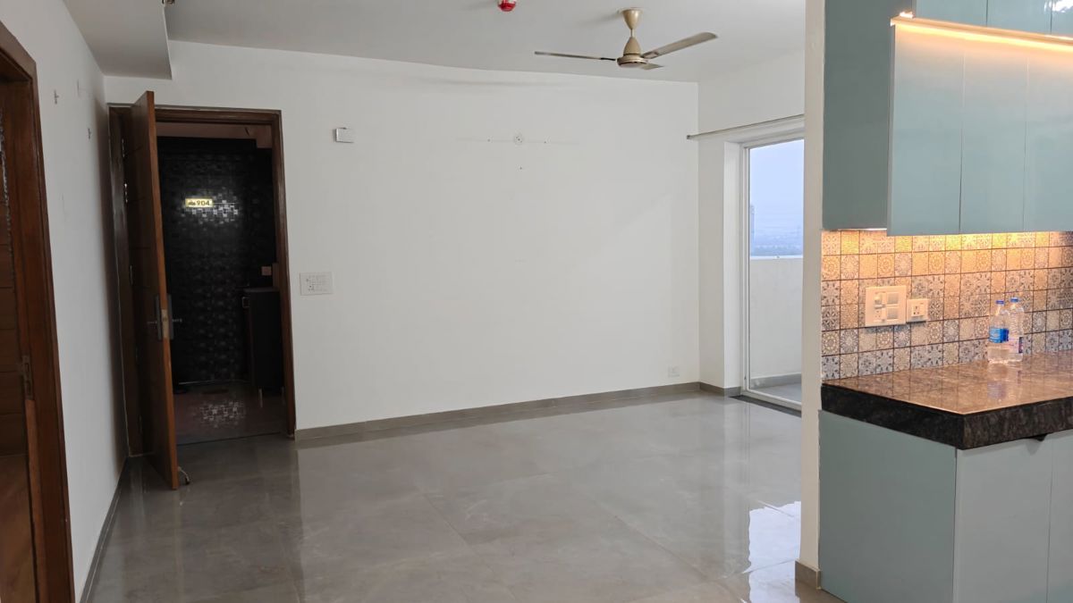 3 BHK + Pooja Room Apartment For Rent in Tulip Yellow