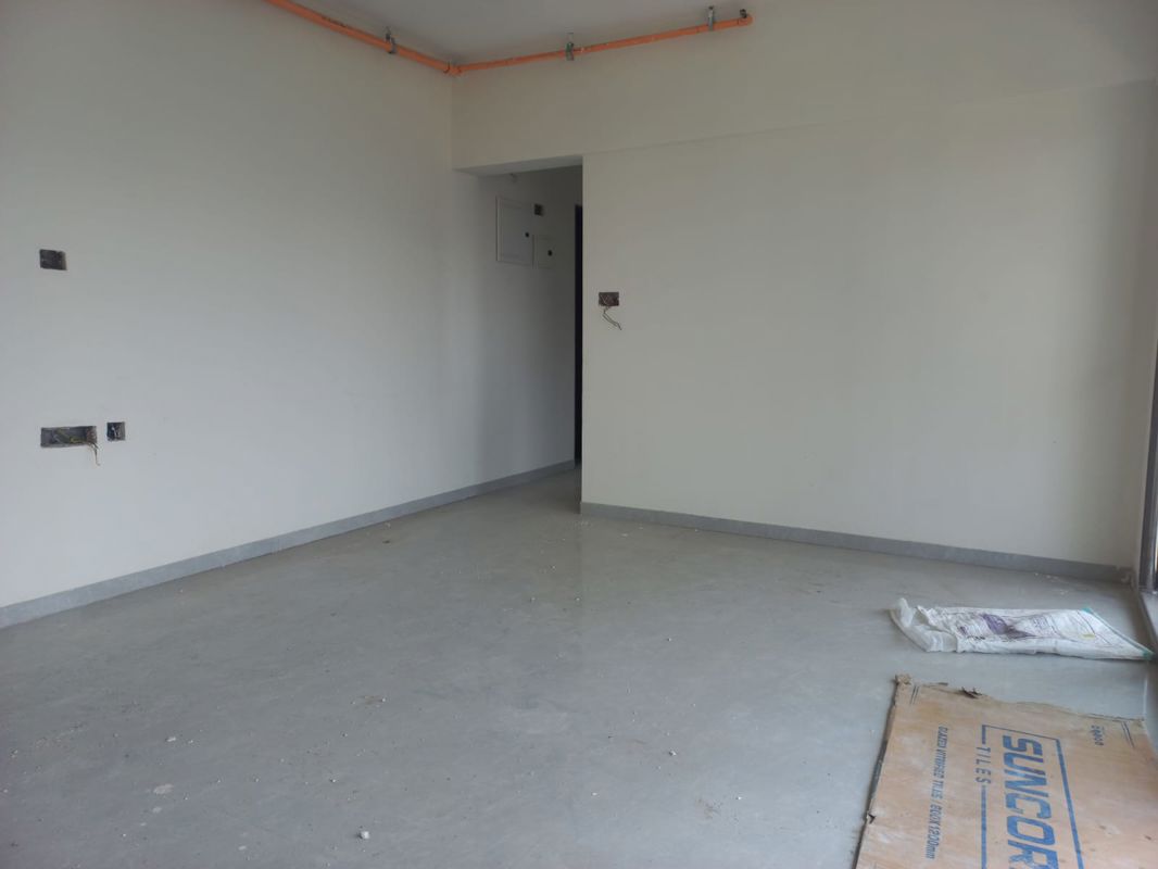 1 BHK 400 Sq.Ft. Apartment in Suryamukhi CHS
