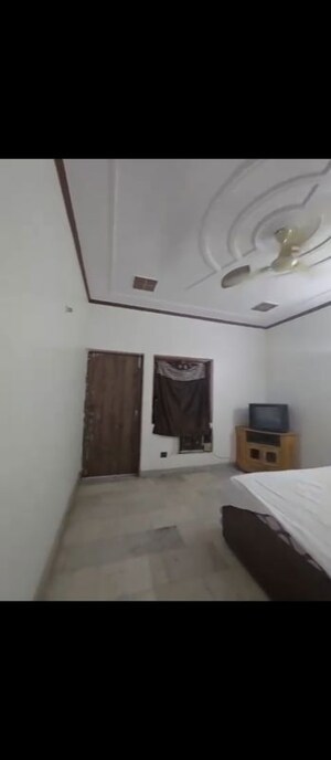 Kitchen in 3 BHK Builder Floor at Uppal Southend, Sector 49 – for Sale