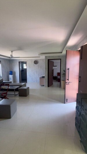 3.5 BHK Apartment For Sale in Unitech Uniworld Gardens, Sector 47