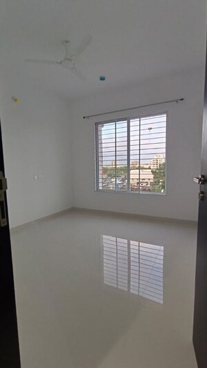 Room in 2 BHK Apartment at Pethkar Siyona, Punawale – for Rent