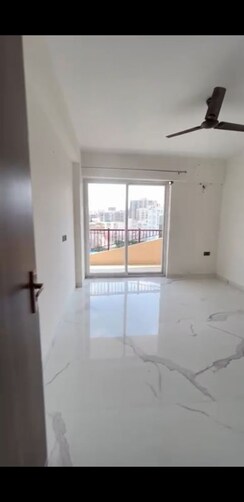 4 BHK Apartment For Rent in Emerald Anmol