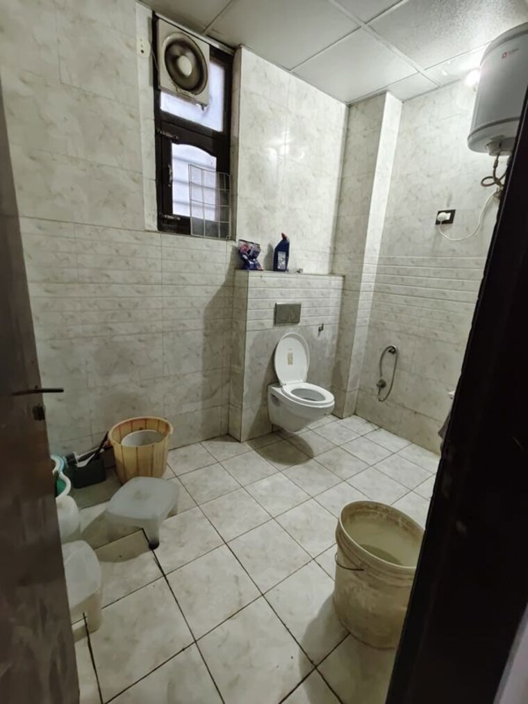 Bathroom, vijay-vihar-apartments-gurgaon 4 Bedroom 2300 Sq.Ft. Builder Floor In Sector 30 Gurgaon 10348166