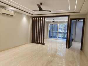 Living Room in 4 BHK Builder Floor at Gujranwala Town – for Rent