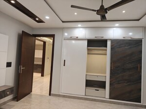 Bedroom in 4 BHK Builder Floor at Gujranwala Town – for Rent