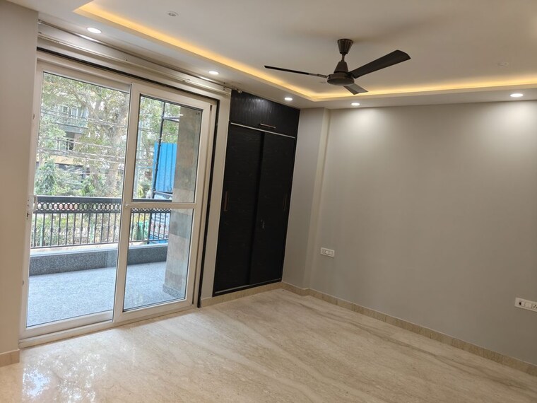 Master Bedroom, gujranwala town 4 Bedroom 242 Sq.Yd. Builder Floor In Gujranwala Town Delhi 10348154