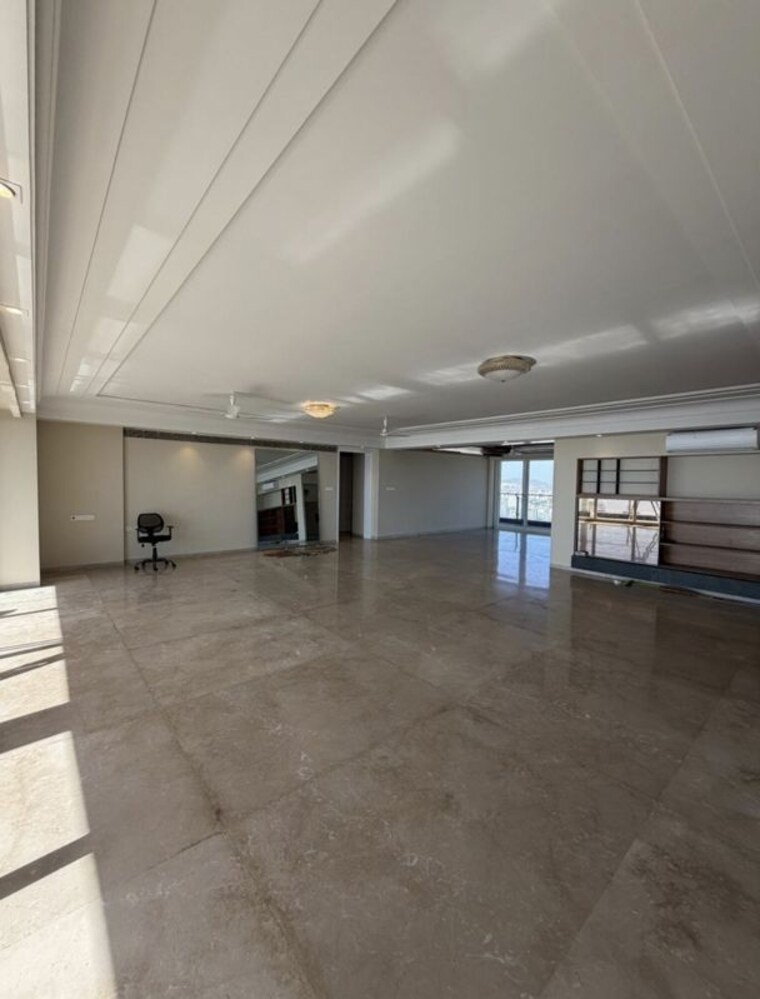 Room, bandra west 4 Bedroom 7000 Sq.Ft. Apartment In Bandra West Mumbai 10348189
