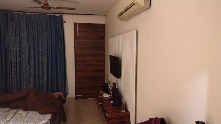 Bedroom, sector 16 3 Bedroom 2100 Sq.Ft. Builder Floor In Sector 16 Panchkula 10348203