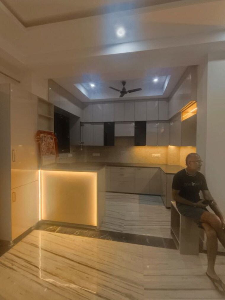 Kitchen, sas-tower 3 Bedroom 2300 Sq.Ft. Builder Floor In Sector 38 Gurgaon 10348227