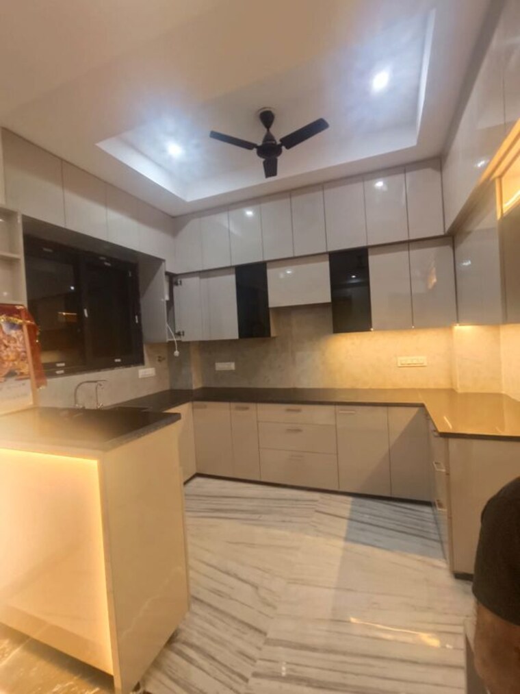 Kitchen, sas-tower 3 Bedroom 2300 Sq.Ft. Builder Floor In Sector 38 Gurgaon 10348227