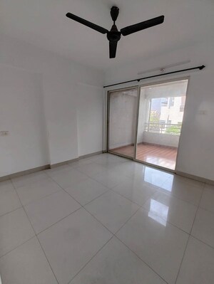 Room in 2 BHK Apartment at Venkatesh Madhuban, Baner – for Sale
