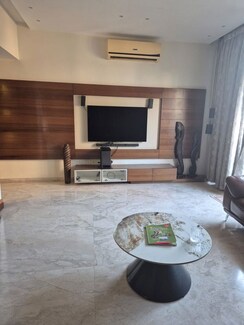 2 BHK + Basement Apartment For Rent in Rohan Leher